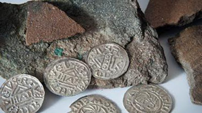 Археологи из Берлина заметили средневековые монеты  