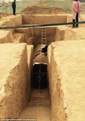 Неожиданная находка: в Китае раскопали древнюю пирамиду  