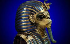 Сенсационная находка в египетской пирамиде — капсула с инопланетянином  