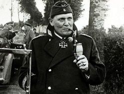 Отчего Герман Геринг приказал не бомбить Липецк  