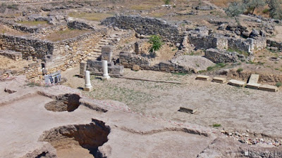 Под Керчью раскопали погреба древних римлян  