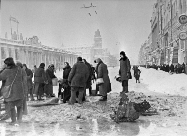Блокада Ленинграда. Кому она была необходима?  