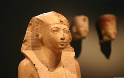 Ученые отыщи неизвестное изображение женщины-фараона  