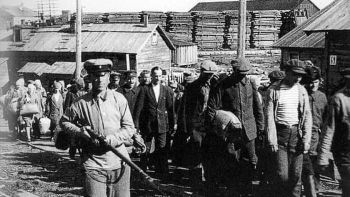 Как советским гражданам врали про концлагеря  
