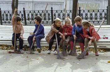 Мифы о «блаженном советском детстве», в которые вы верите  