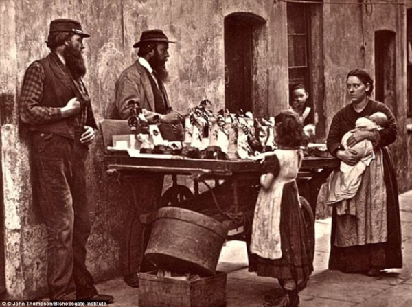 Трубочисты, уличные торговцы и гурьбы попрошаек: Англия 1870-х 