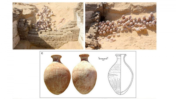 <p>В Египте отысканы доски ладьи фараона и рисунки 120 лодок</p> 