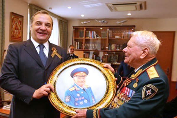 <p>Главе Центрального совета ветеранов МЧС исполнится 96 лет</p> 
