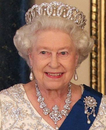 Елизавета II: Семейная История / Queen Elizabeth II : Family History (2016)  
