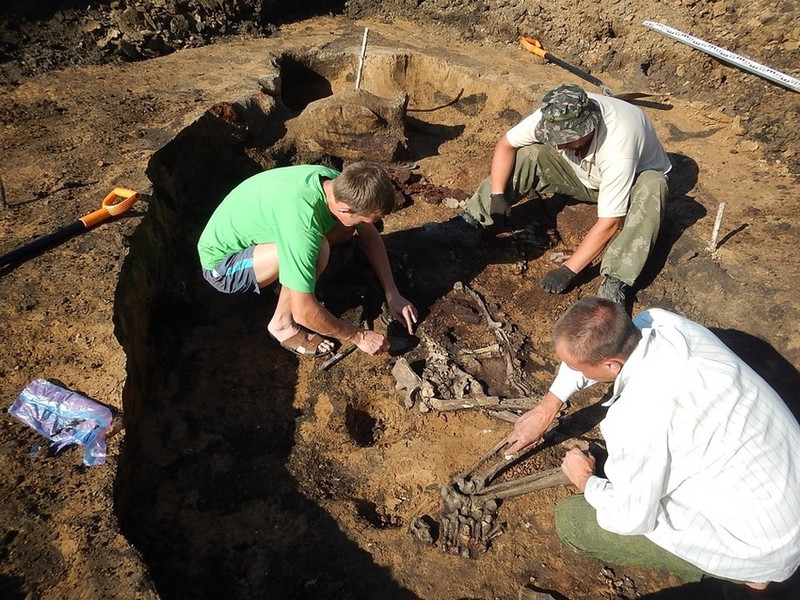 В Белгородской районы раскопали курган с захоронениями эпохи бронзы  