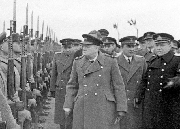 Как планировал устроиться Черчилль в случае захвата Англии Гитлером  