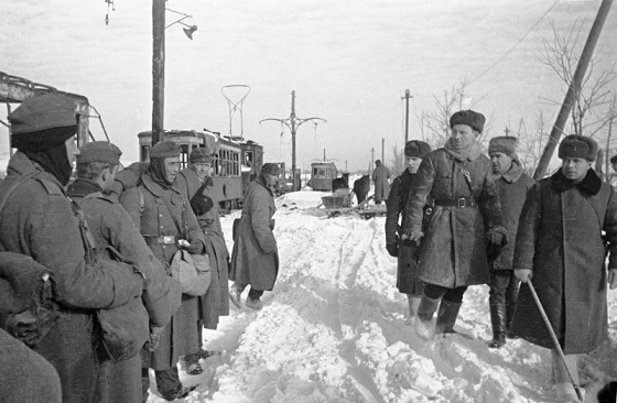 Неформальное общение русских с немцами в Сталинграде: как это было 