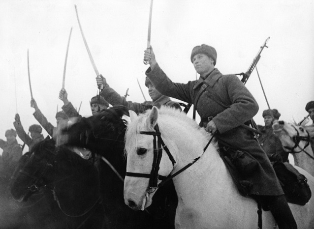 Как конница била фашистов в Битве за Москву 