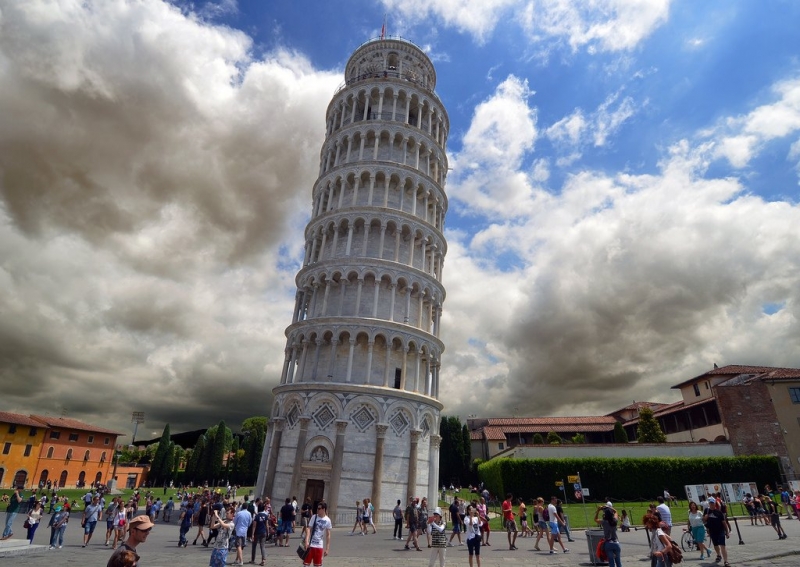 Пизанская башня уже «не упадает» и стала ровнее на 4 см 