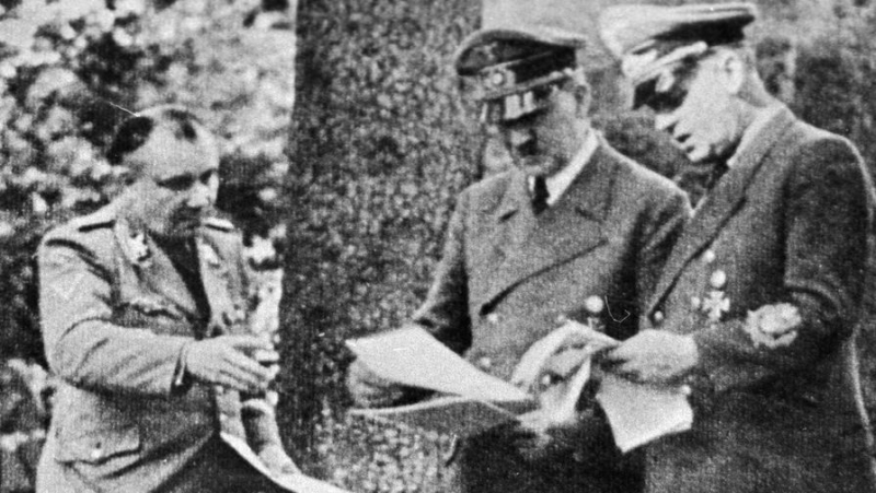 Подорвать Гитлера: кто стоял за покушением в бункере. ОНЛАЙН 