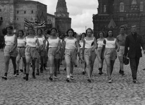 «Любой с каждой»: как анархисты пытались сделать всех женщин в России общими  