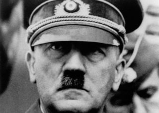 Самоубийство Гитлера: какие остались проблемы  