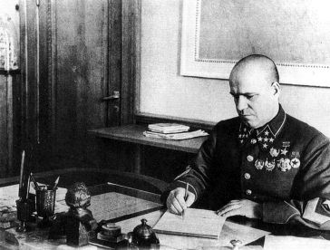 О чём сообщали Жуков со Сталиным в ночь на 30 июля 1941 года 
