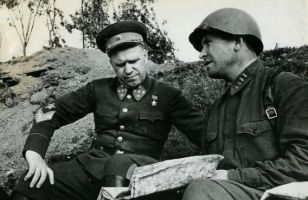 «Удивительные» воспоминания Жукова: что в мемуарах полководца не сходилось с реальностью  