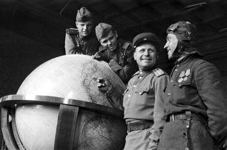 «Глобус всемирного фашизма» куда исчез гигантский макет планеты из кабинета Гитлера  