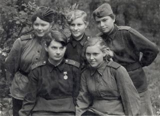 Как в царской армии: отчего красноармейцы в 1943 году снова начали носить погоны  