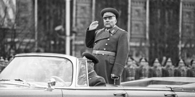 Отчего маршал Малиновский говорил, что Сталинград не надо было оборонять 