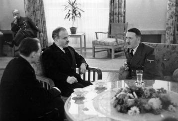 О чем Гитлер переговаривался со Сталиным во пора Великой Отечественной  