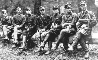 Украинские нацисты на службе у Третьего рейха 