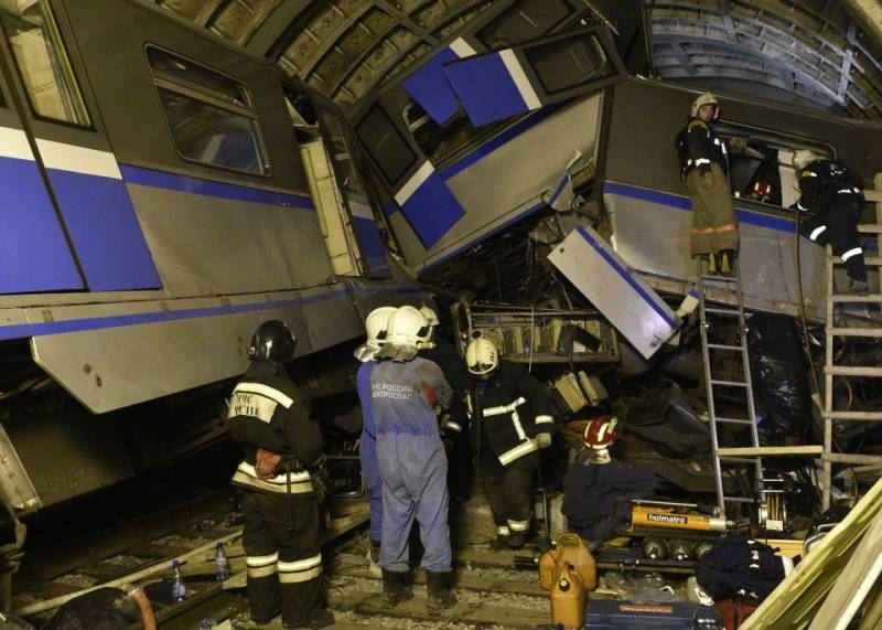 Крупнейшая авария в истории московского метрополитен: как это было и кто ответил 