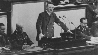«Не имела права на существование»: как Гитлер добил Польшу  