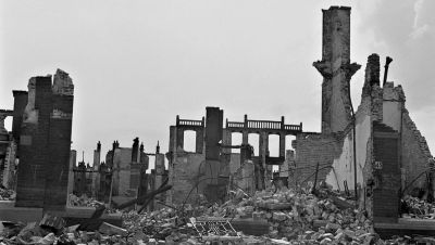 «Земля трясётся»: как англичане по ошибке разбомбили Гаагу  