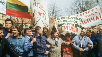 «Не внемлет голосу рассудка»: как СССР наказал Литву в 1990 году  