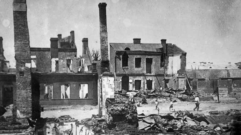 «Колотить и резать»: как поляки издевались над евреями в Минске  