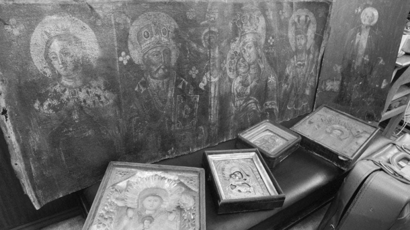 Охотники за русской историей. Как шпионы Ватикана вывезли из СССР тысячи ценных книжек и икон  