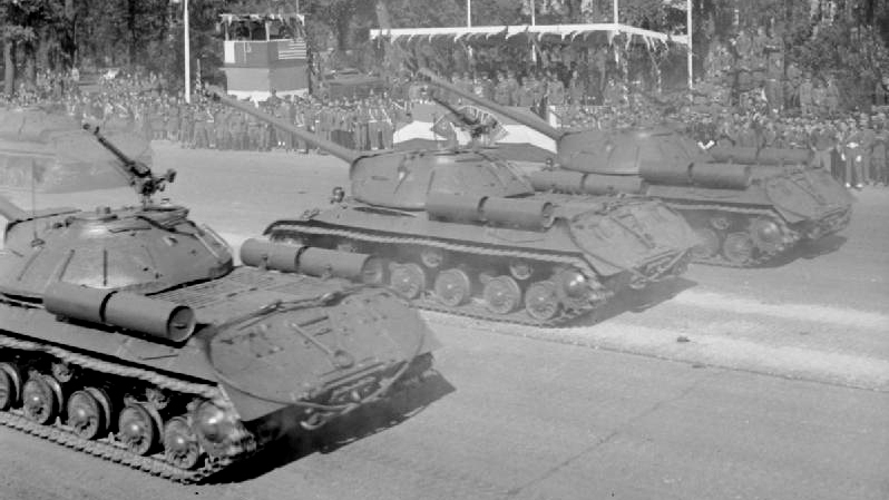 75 лет со дня проведения парада союзных армий в Берлине  