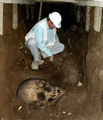 Российские ученые отыщи останки людей-гигантов на Кавказе  