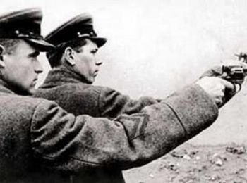 Запертые между «Сталин все верно сделал» и «Это преступление против народа»  