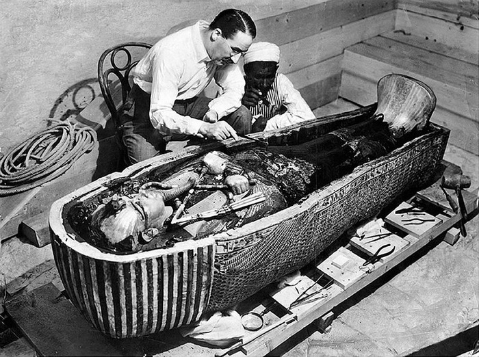 Чем угрожают миру 59 древних египетских саркофагов, обнаруженных и открытых совсем недавно  