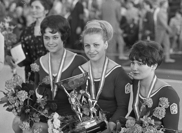 За что советскую чемпионку вселенной по гимнастике выслали за 101 километр: Трагедия Зинаиды Ворониной  