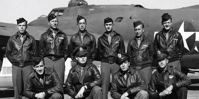 Отчего немецкий ас-истребитель в 1943 пощадил и спас 9 американских летчиков  