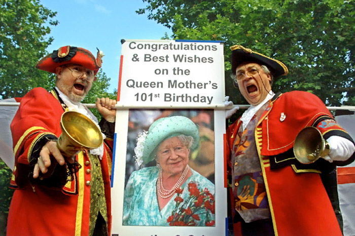 За что самая обаятельная королева Великобритании получила титул «почётный гражданин Волгограда»: Королева-мать Елизавета I  