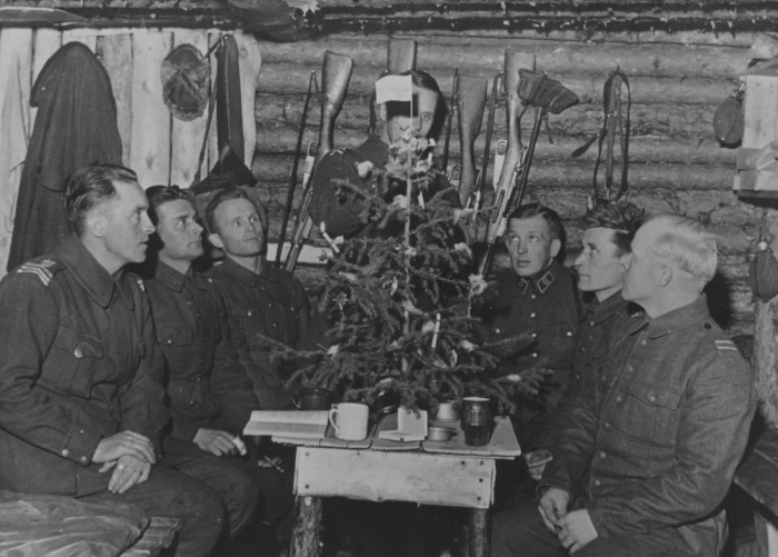 Как помечали Новый год на фронтах Великой Отечественной, и Что было главным в новогоднюю ночь  