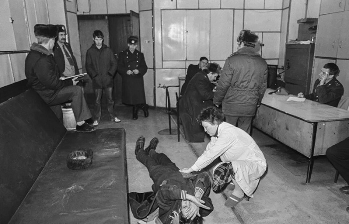 Вытрезвители в СССР: Кто мог потрафить в «приют для опьяневших», и что происходило с его постояльцами  