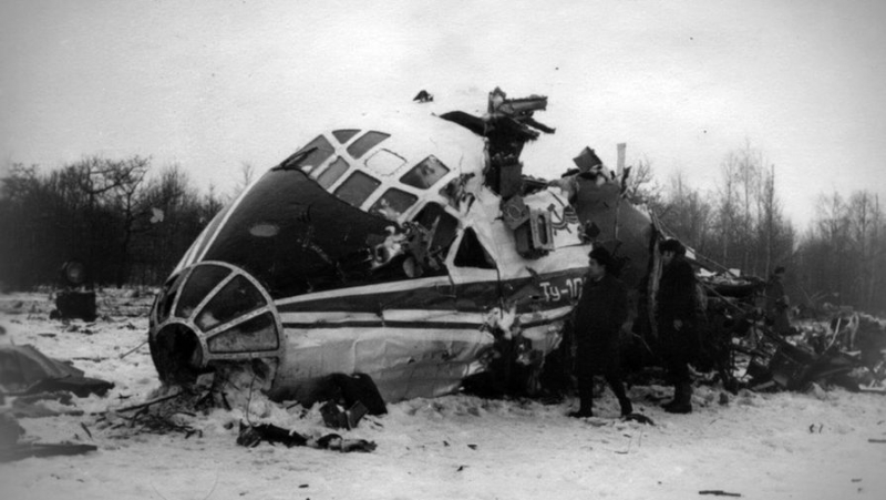 Что сделалось причиной авиакатастрофы в которой погибли 16 советских адмиралов 