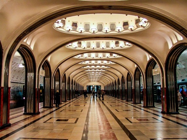 Неисправный эскалатор и иные самые крупные аварии в московском метро в СССР 