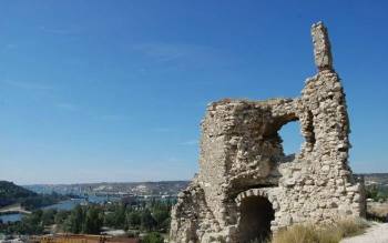 Загадочная крымская Каламита: чем притягивает и какие секреты хранит древняя крепость  
