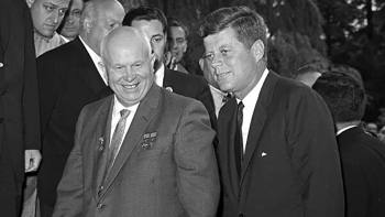 Две заветных мечтания Никиты Хрущёва: Кто вдохновил Генсека засеять всю страну кукурузой  