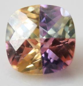 Как камень фианит сделался конкурентом бриллиантам и изменил рынок ювелирных изделий  