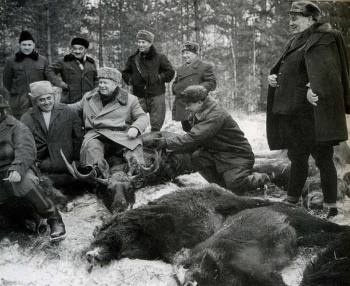 Отчего Брежнев возвращался с охоты с расшибленным лицом: Элитные звероловы Страны Советов 