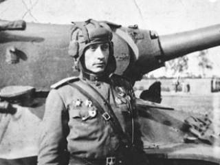 Подвиг танкиста Колобанова замалчивали и нацисты, и коммунисты 